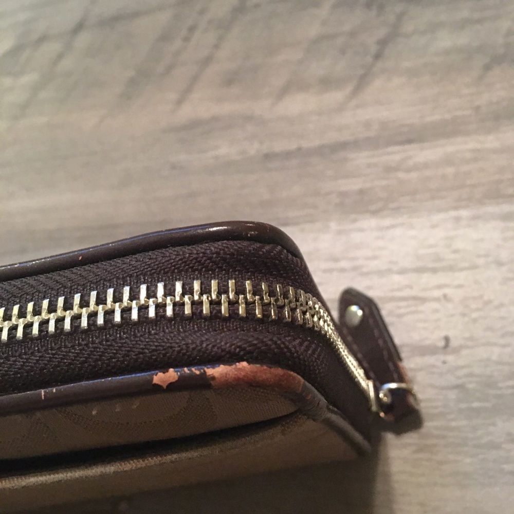 Coach zip wallet - Picture 3 of 5